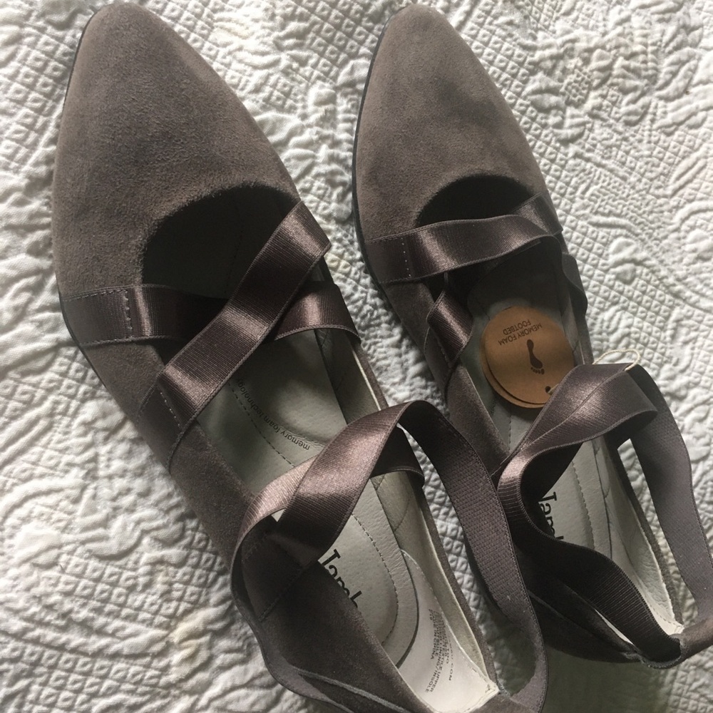 9M Jambu grey shoes NWT no box